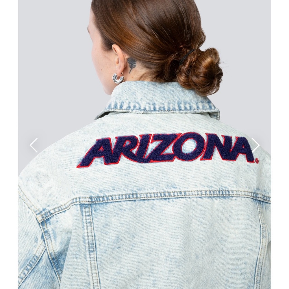 Blue Jean Jacket with Vintage Wash and Arizona Back Detail